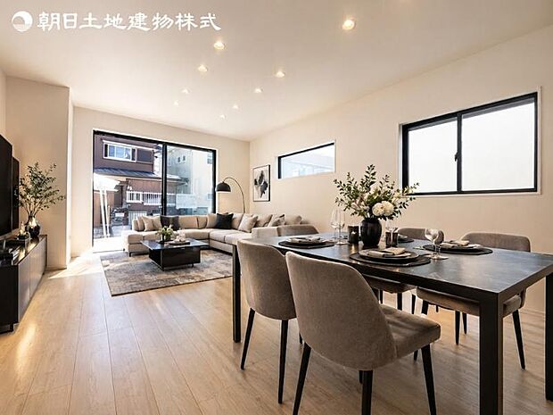 本画像はCGで作成しており、実際に現地に家具は置かれておりません。尚価格に家具は含まれておりません。
