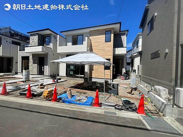 すぐの見学や資料請求など、お気軽にお問い合わせください