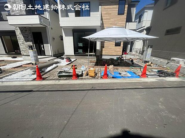 すぐの見学や資料請求など、お気軽にお問い合わせください