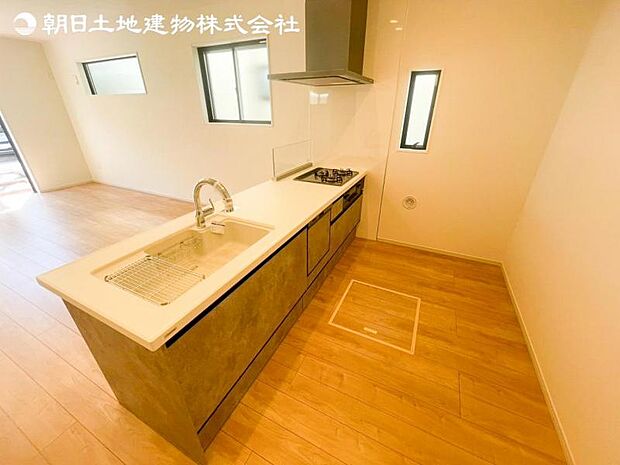 すぐの見学や資料請求など、お気軽にお問い合わせください