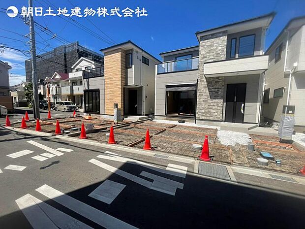 すぐの見学や資料請求など、お気軽にお問い合わせください