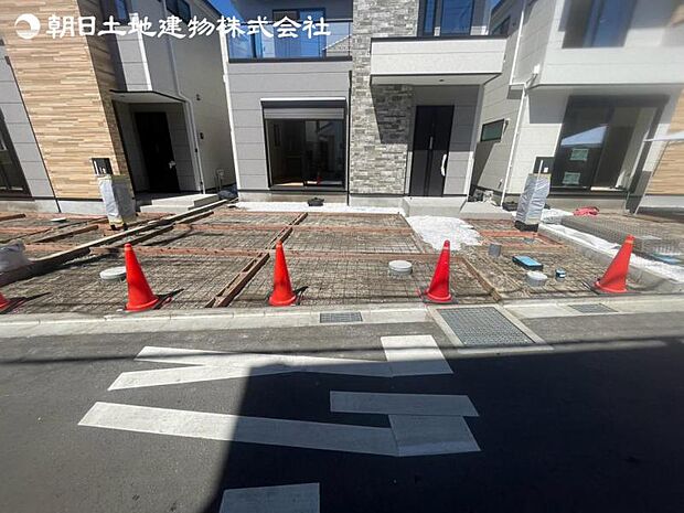 すぐの見学や資料請求など、お気軽にお問い合わせください