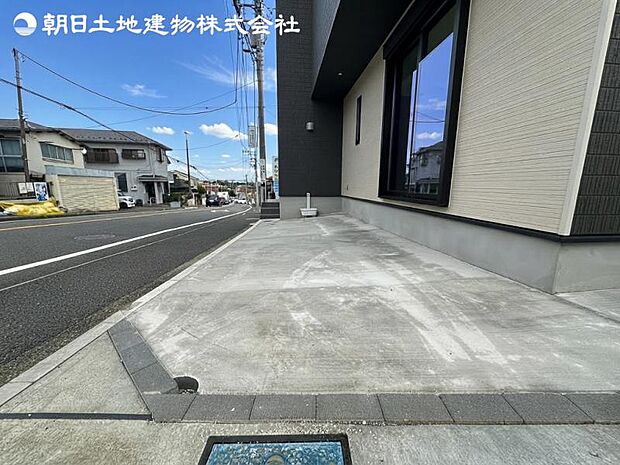 すぐの見学や資料請求など、お気軽にお問い合わせください