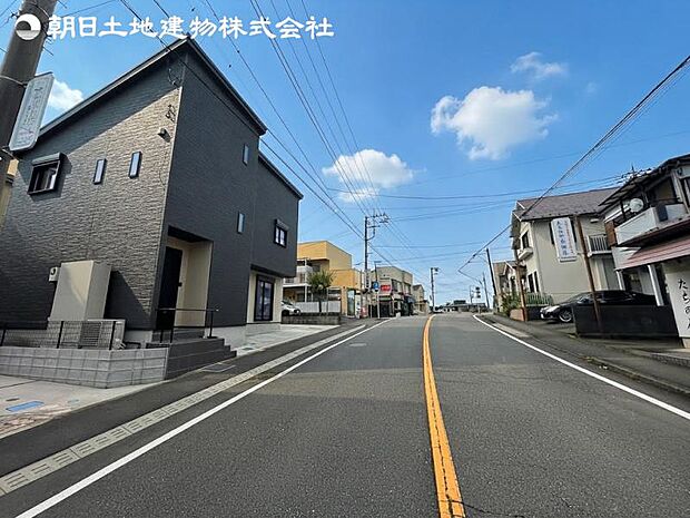 すぐの見学や資料請求など、お気軽にお問い合わせください