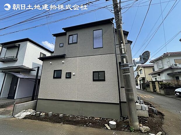 すぐの見学や資料請求など、お気軽にお問い合わせください