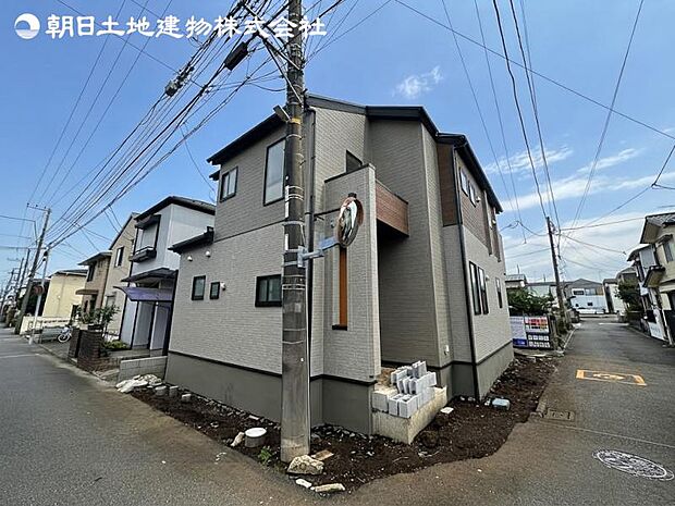 すぐの見学や資料請求など、お気軽にお問い合わせください