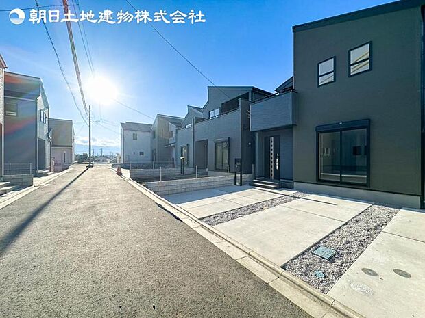 すぐの見学や資料請求など、お気軽にお問い合わせください