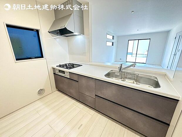 すぐの見学や資料請求など、お気軽にお問い合わせください