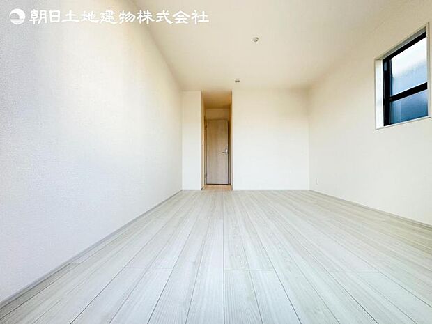 すぐの見学や資料請求など、お気軽にお問い合わせください