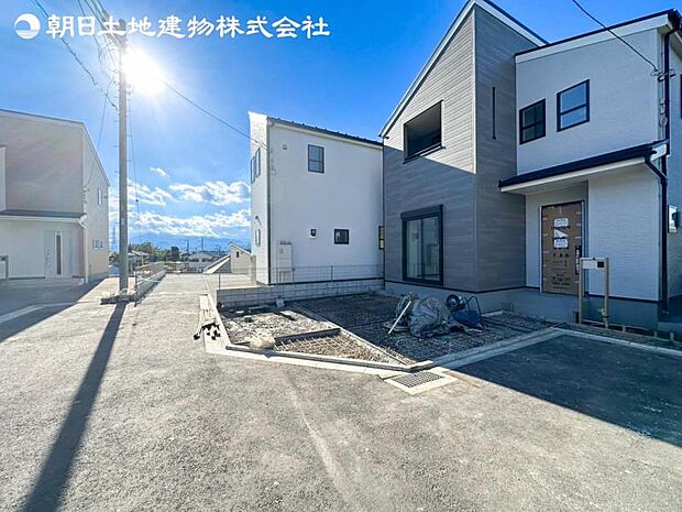 すぐの見学や資料請求など、お気軽にお問い合わせください
