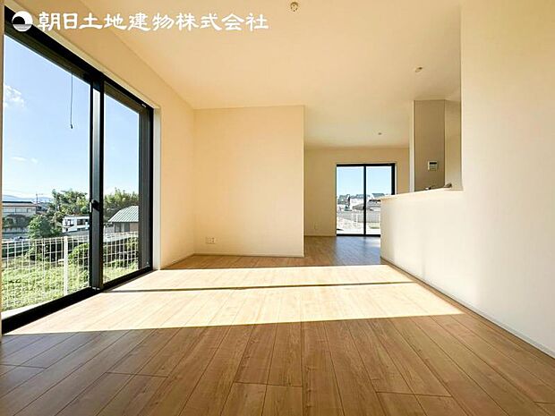 すぐの見学や資料請求など、お気軽にお問い合わせください