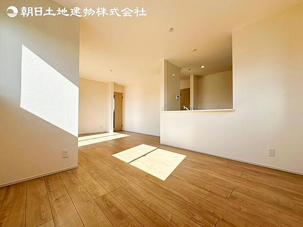すぐの見学や資料請求など、お気軽にお問い合わせください