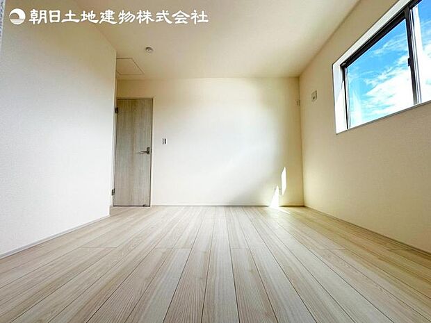 すぐの見学や資料請求など、お気軽にお問い合わせください
