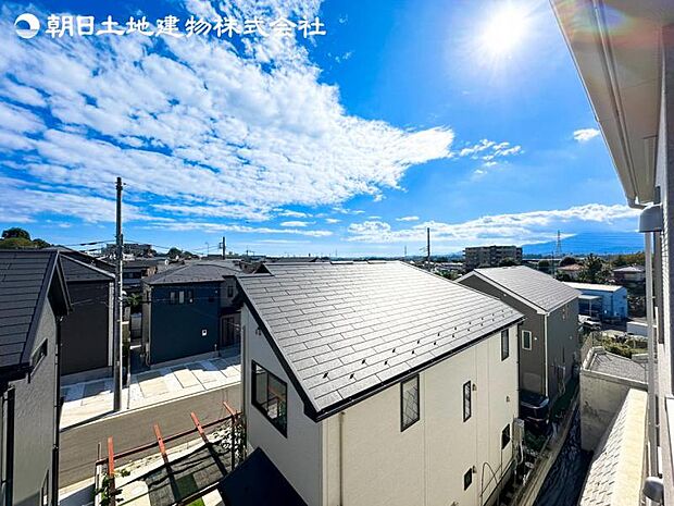 すぐの見学や資料請求など、お気軽にお問い合わせください