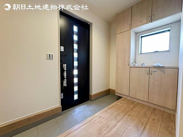 すぐの見学や資料請求など、お気軽にお問い合わせください