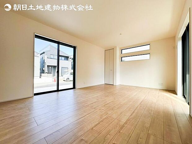 すぐの見学や資料請求など、お気軽にお問い合わせください