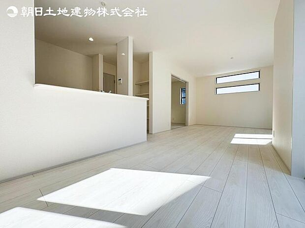 すぐの見学や資料請求など、お気軽にお問い合わせください