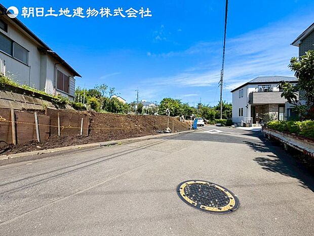 すぐのご見学や資料請求など、お気軽にお問い合わせください