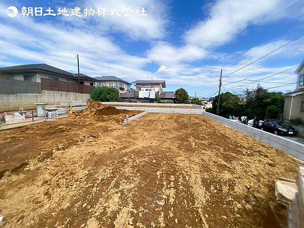 すぐの見学や資料請求など、お気軽にお問い合わせください