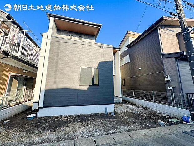 すぐの見学や資料請求など、お気軽にお問い合わせください