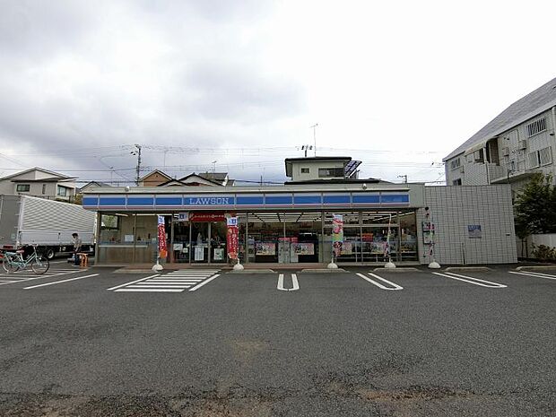 ローソン相模原星が丘4丁目店まで約74m