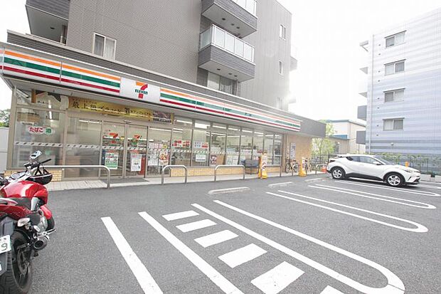 セブンイレブン川崎麻生警察署前店まで約488ｍ