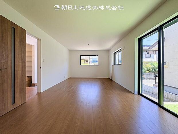随時ご見学が可能です。資料請求などお気軽にお問合せください!