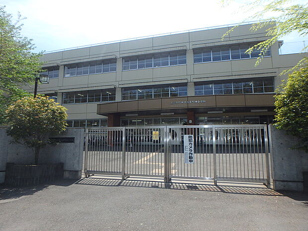 本町田ひなた小学校まで約1221ｍ