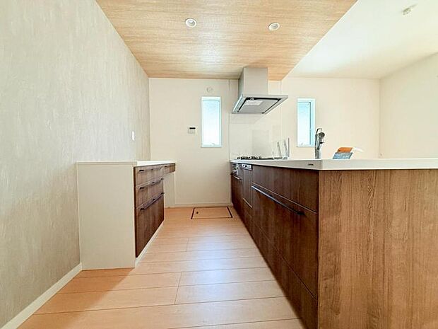 相武台前駅まで約1087ｍ〜1119m