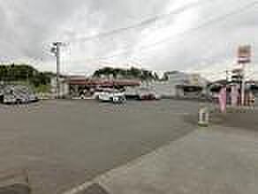 ミニストップ町田忠生店まで約158ｍ