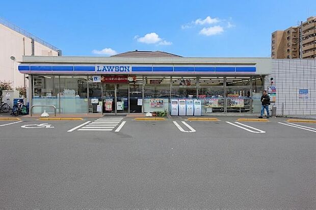 ローソン 大和市下鶴間店まで約846m