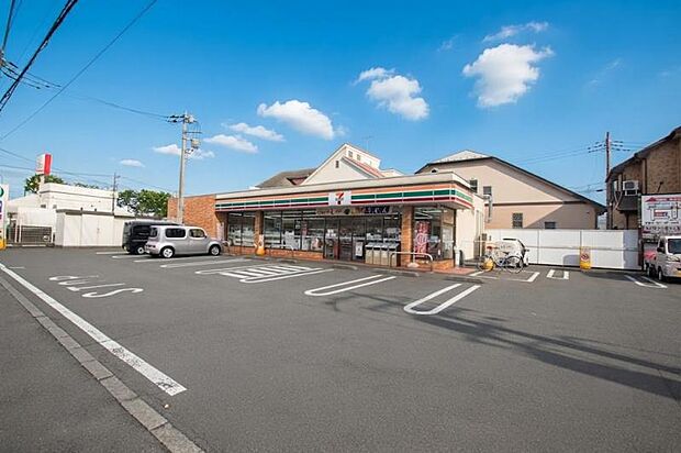 セブンイレブン 相模原上鶴間2丁目店まで約550m