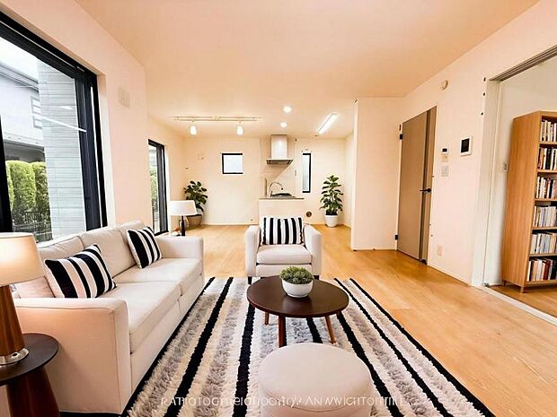 本画像はCGで作成しております。実際に現地に家具は置かれておりません。また、価格に家具は含まれておりません。