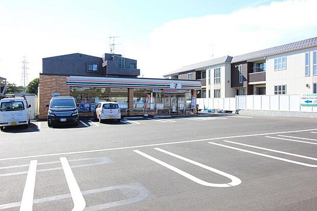 セブンイレブン相模原東淵野辺3丁目店まで約176m