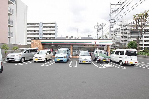 セブンイレブン相模原鶴ケ丘店まで約225ｍ