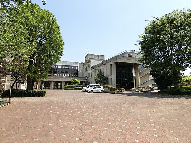 由野台中学校まで約764ｍ