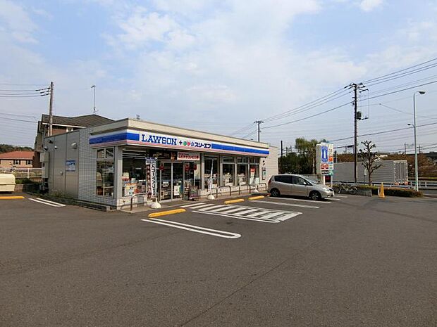 ローソンスリーエフ町田多摩境店まで約389ｍ