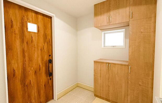 本画像はCGで作成しております。実際に現地に家具は置かれておりません。また、価格に家具は含まれておりません。