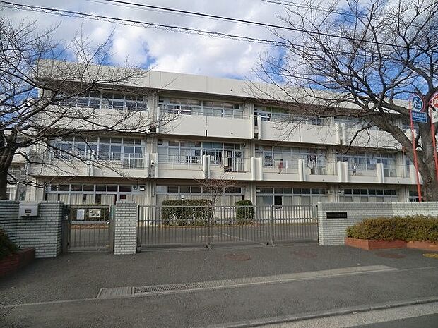 いぶき野小学校まで約489〜514m