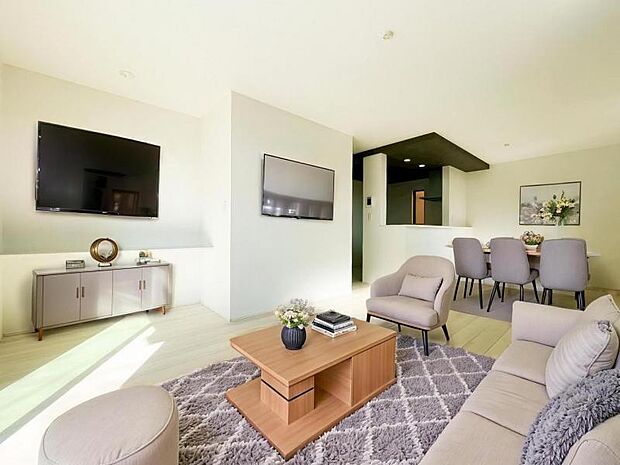 本画像はCGで作成しております。実際に現地に家具は置かれておりません。また、価格に家具は含まれておりません。