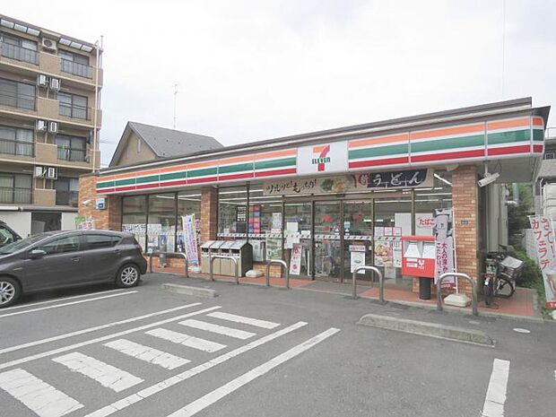 セブンイレブン座間相武台東店まで約458ｍ