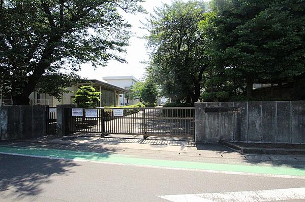 双葉小学校まで約769ｍ