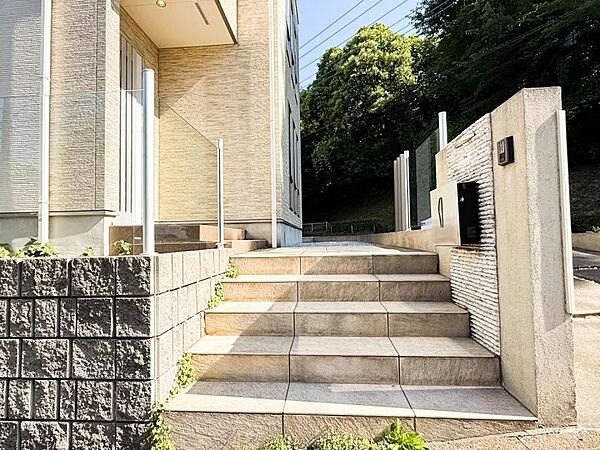 玄関を拡大表示