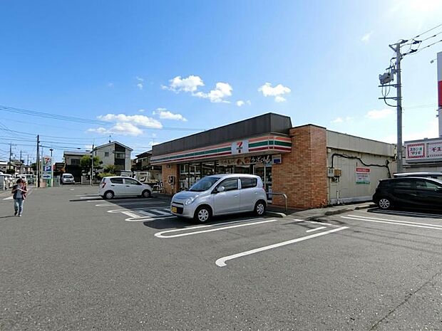 セブンイレブン 星ケ丘店まで約293m