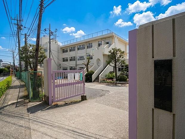 町田第三中学校まで約1681m (徒歩22分)
