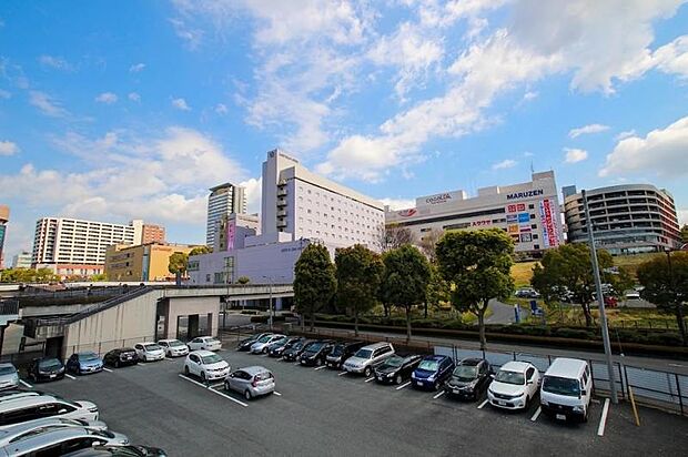 小田急線・京王線・多摩モノレール多摩センター駅まで約6888m