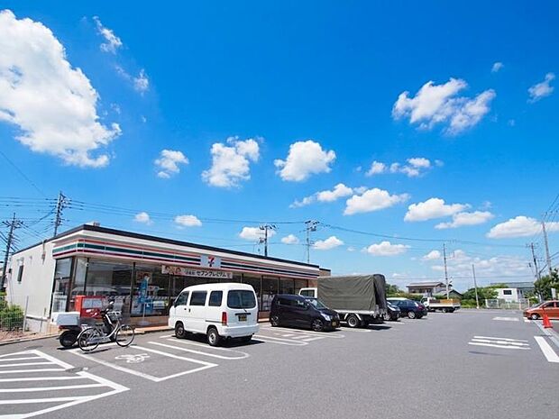 セブンイレブン町田金森南店まで約370m