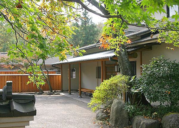 オーベルジュ 別邸 山風木