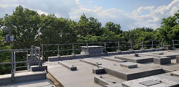 建物屋上