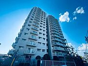 寝屋川市駅より徒歩20分 10階 築35年8ヶ月の賃貸物件